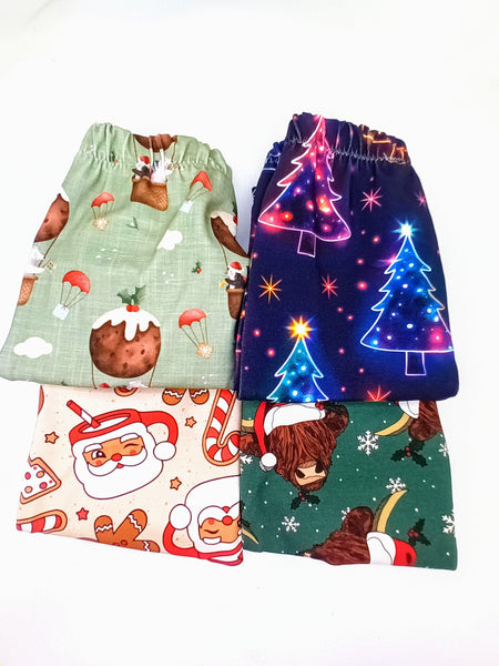 Highland Cow Christmas Leggings