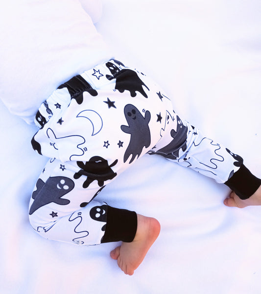 Halloween Little Ghoul Leggings .  Freckles and Daisies