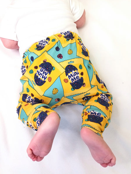 Freckles and Daisies, Mini Eggs Leggings, baby outfit with Mini Eggs on. Perfect fitting around nappies. Super comfy and vibrant colors.
