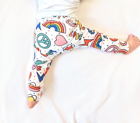 Freckles and Daisies Peace and Love leggings